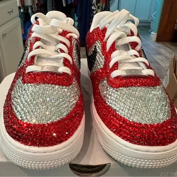 7Y/8.5M Women’s Nike Black, White & Red  CUSTOM Blinged Air Force 1’s. - Picture 2 of 9